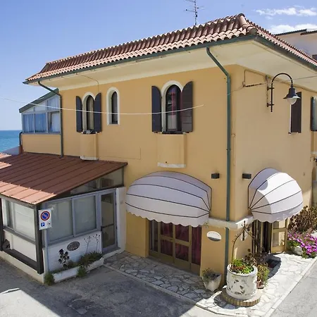 Casa de hóspedes Da Mariolino Numana